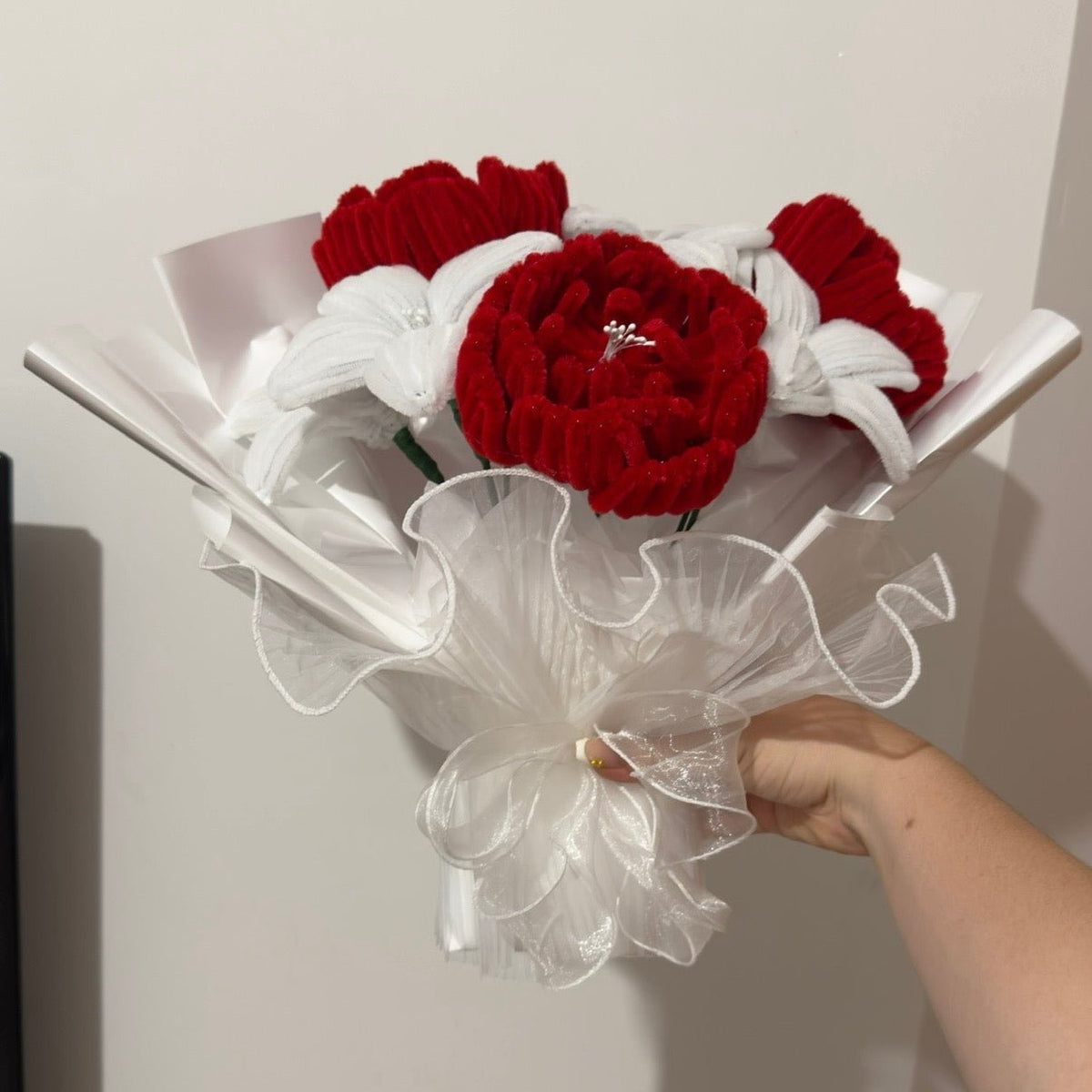 Bouquet pivoine et lys - Rouge et blanc1