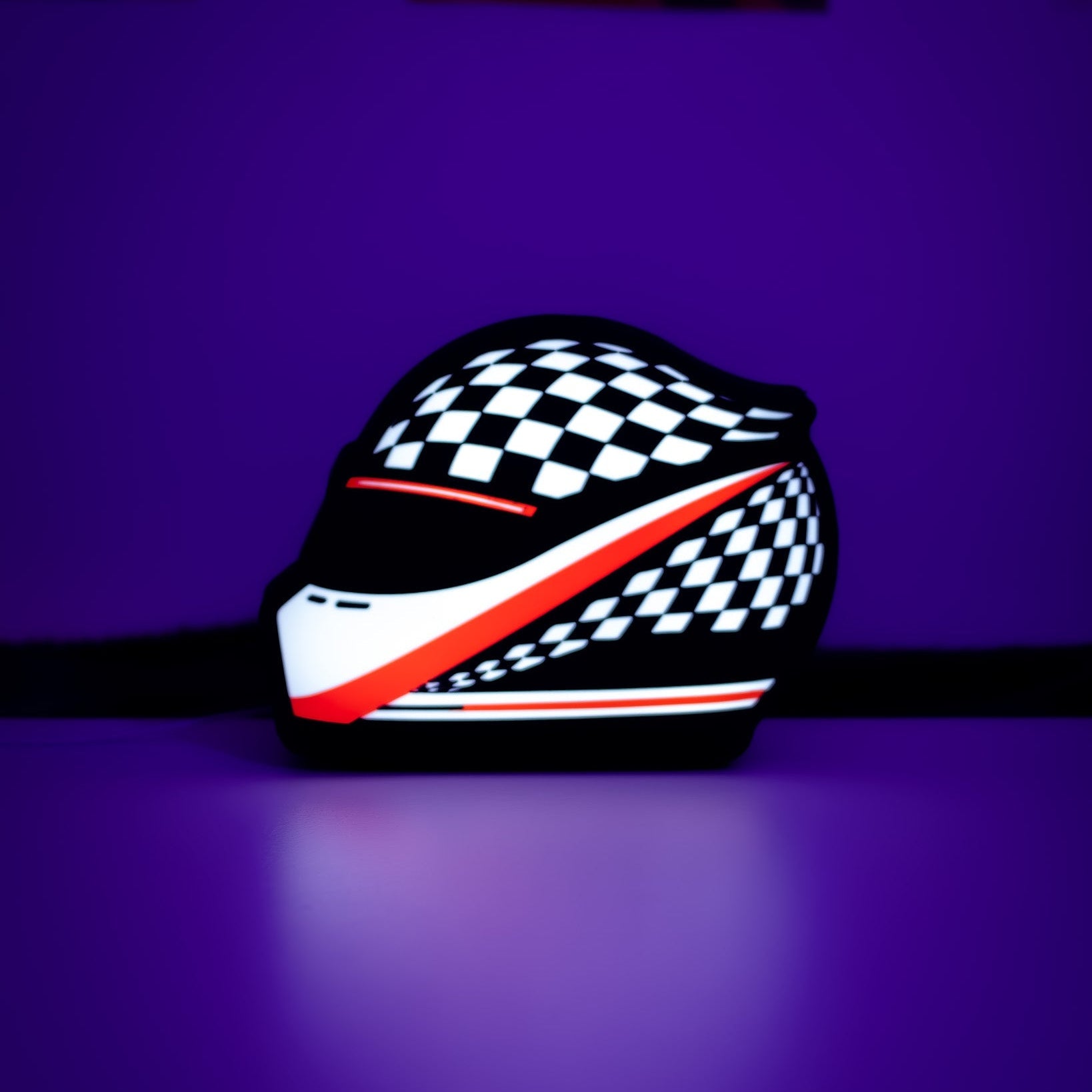 Lampe casque automobile Drapeau à damier, design blanc rouge noir, motif damier